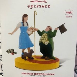 SOLD Hallmark Wizard of Oz Ding Dong Witch